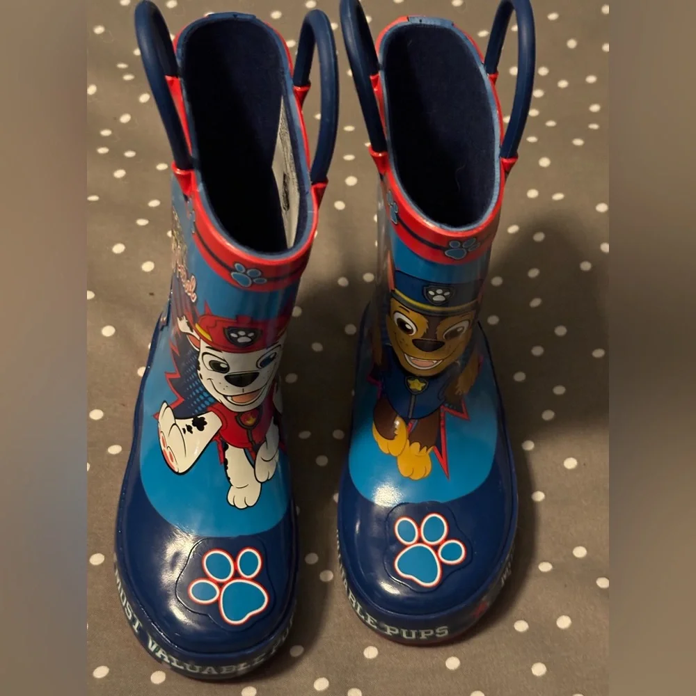 Paw Patrol Kids Rain Boots Sz 5-6 Red White Blue NWOT Marshall Chase MVP Pup